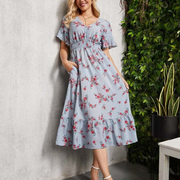 Dust Blue Floral Ruffle Pocket Surplice Dress - 2X - Picture 2 of 7